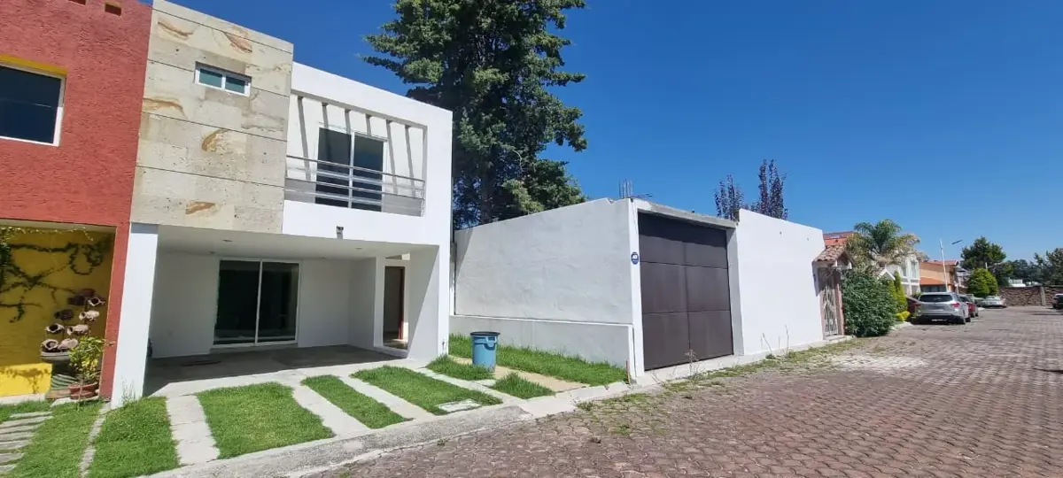Casa en renta en Llano Grande (El Salitre), Metepec — foto 1 de 17