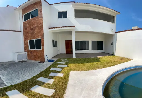 Casa en venta en Tequesquitengo, Jojutla — foto 3 de 18