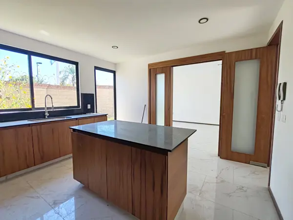 Casa en venta en Lomas de Angelópolis, Ocoyucan — foto 2 de 26