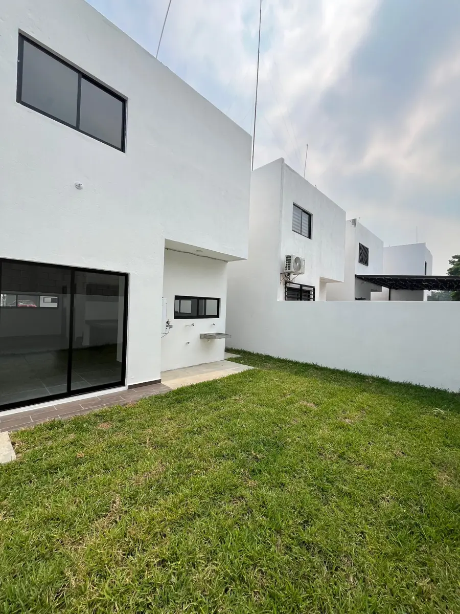 Casa en venta en Indeco Unidad, Centro — foto 1 de 14