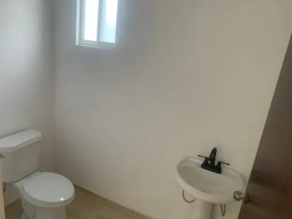 Casa en venta en Republica Poniente, Saltillo — foto 3 de 18