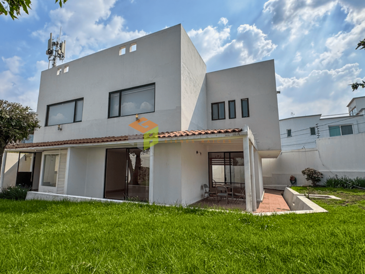Casa en venta en Lomas del Huizachal, Naucalpan de Juárez — foto 1 de 18