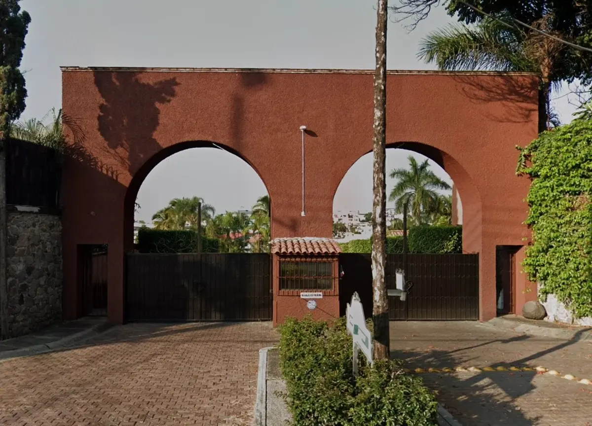Casa en venta en Bosques de Palmira, Cuernavaca — foto 1 de 2