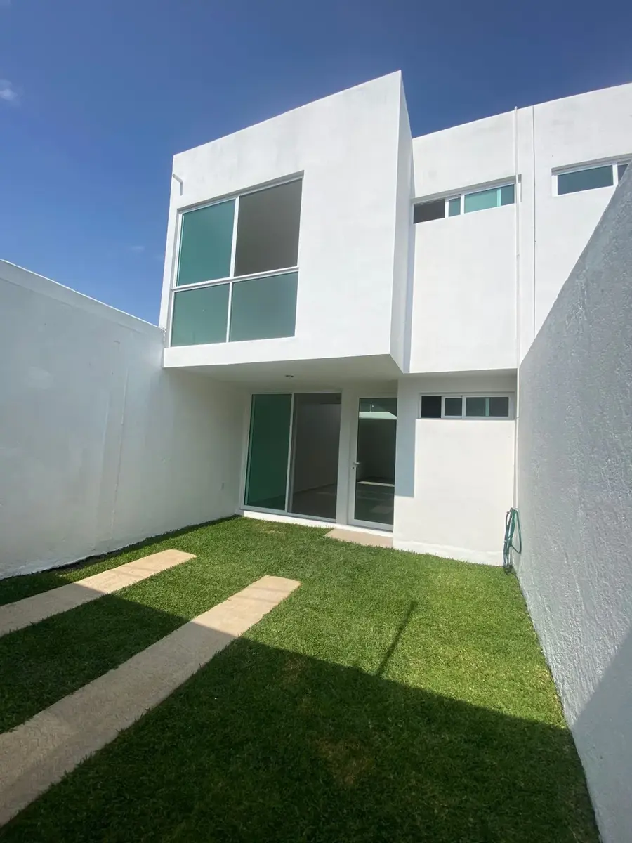 Casa en venta en Bosques de Cuernavaca, Cuernavaca — foto 1 de 7