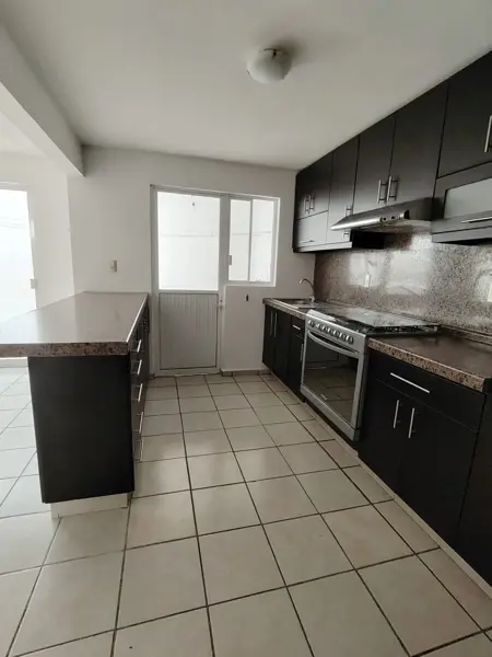 Casa en venta en Portales de la Arboleda, León — foto 2 de 21