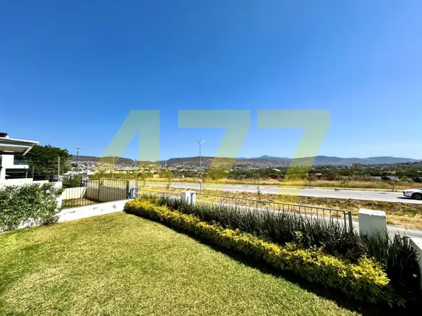 Casa en venta en Paseos del Molino, León — foto 3 de 22