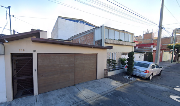 Casa en venta en Club Jardin, Toluca — foto 2 de 35