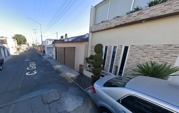 Casa en venta en Club Jardin, Toluca — foto 3 de 35