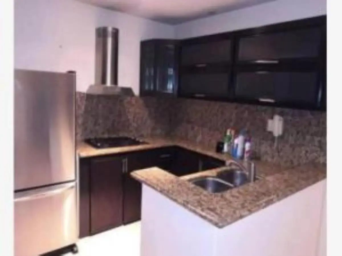 Casa en venta en El Refugio, Tecate — foto 1 de 10