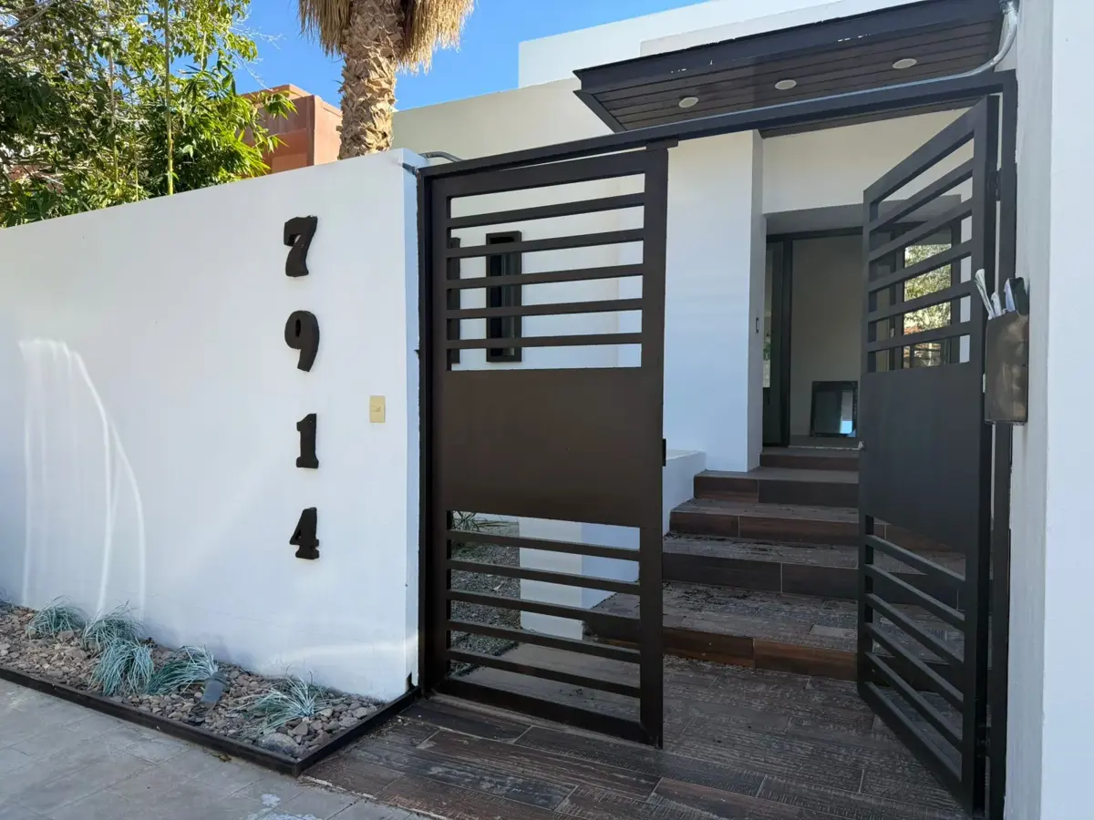 Casa en venta en Residencial Campestre Senecu, Juárez — foto 1 de 24