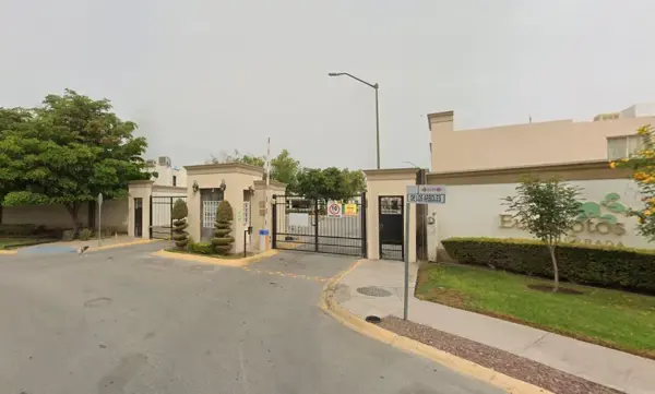Casa en venta en Ampliación Senderos, Torreón — foto 3 de 12
