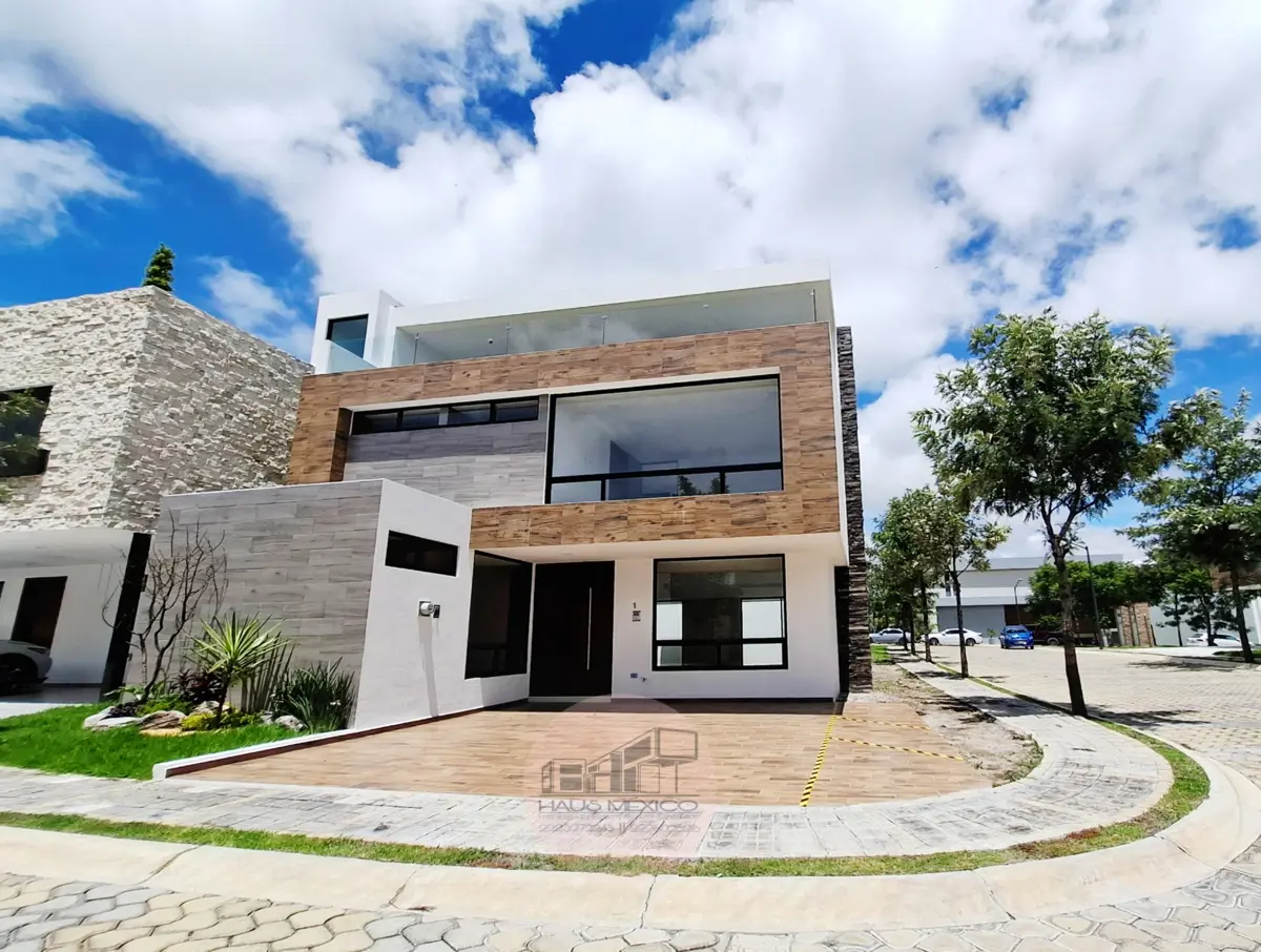 Casa en venta en Lomas de Angelópolis II, San Andrés Cholula — foto 1 de 22