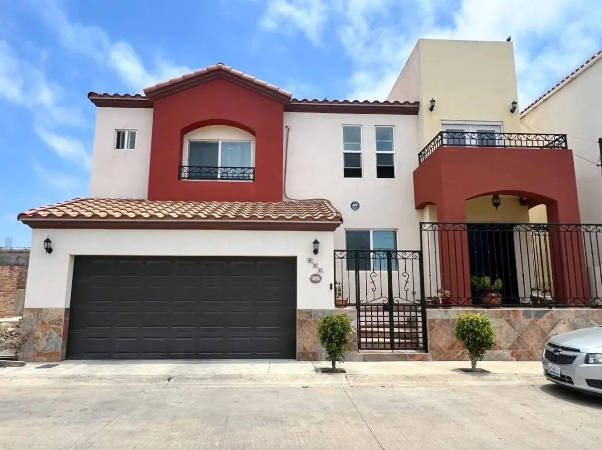 Casa en renta en Cuenca Lechera, Playas de Rosarito — foto 1 de 46