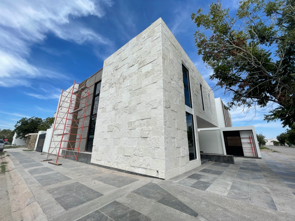 Casa en venta en Real del Nogalar, Torreón — foto 2 de 33