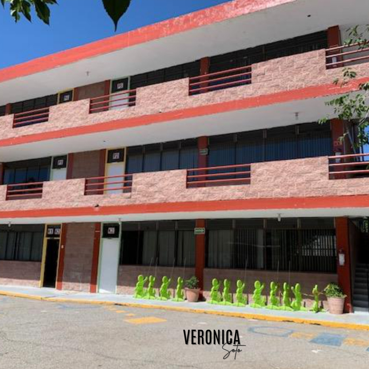 Edificio en venta en Paseo de los Virreyes, Juárez — foto 1 de 16