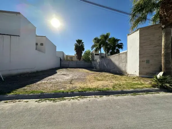 Terreno en venta en Residencial las Isabeles, Torreón — foto 3 de 6