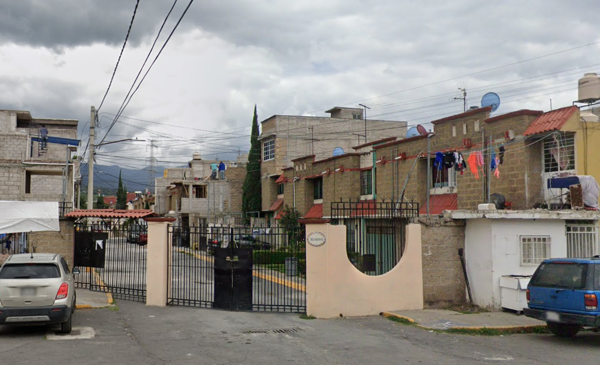 Casa en venta en Ciudad Galaxia los Reyes, Chicoloapan — foto 2 de 36