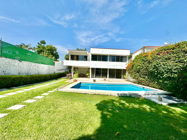 Casa en venta en Jardines de Cuernavaca, Cuernavaca — foto 2 de 14