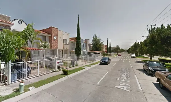 Casa en venta en Real Del Bosque, Zapopan — foto 3 de 11