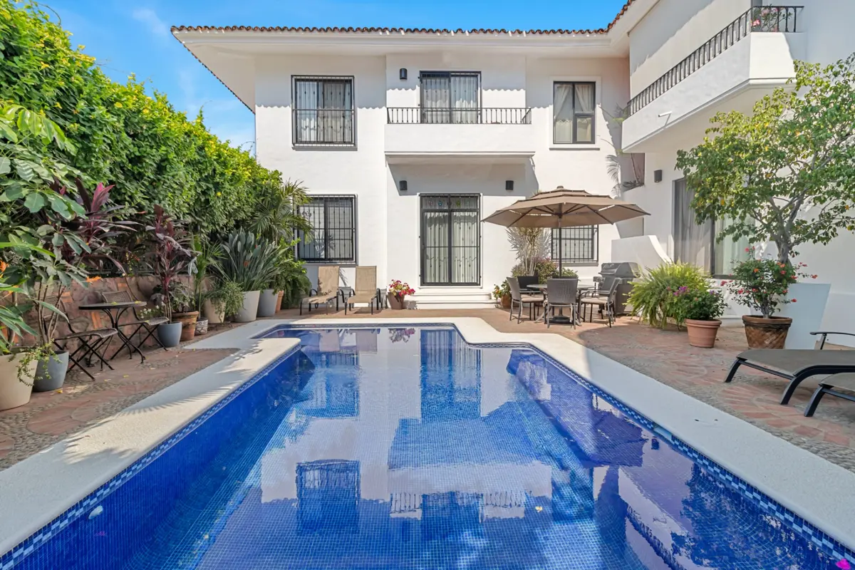 Departamento en venta en Bucerias Centro, Bahía de Banderas — foto 1 de 25