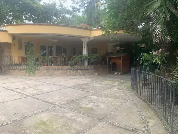 Casa en venta en San Jerónimo, Cuernavaca — foto 2 de 27