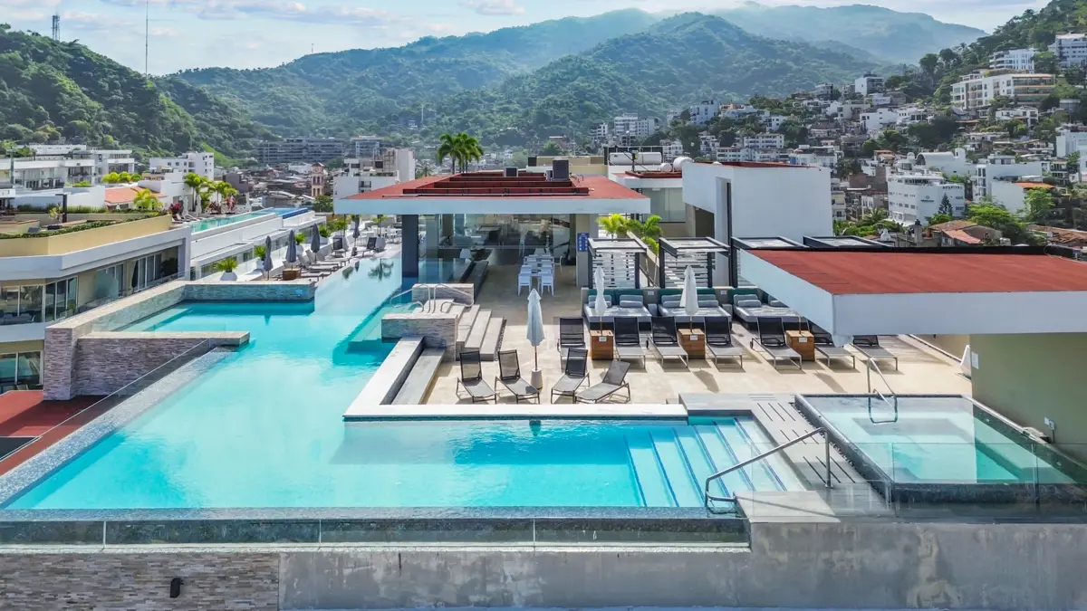 Departamento en venta en Emiliano Zapata, Puerto Vallarta — foto 1 de 39