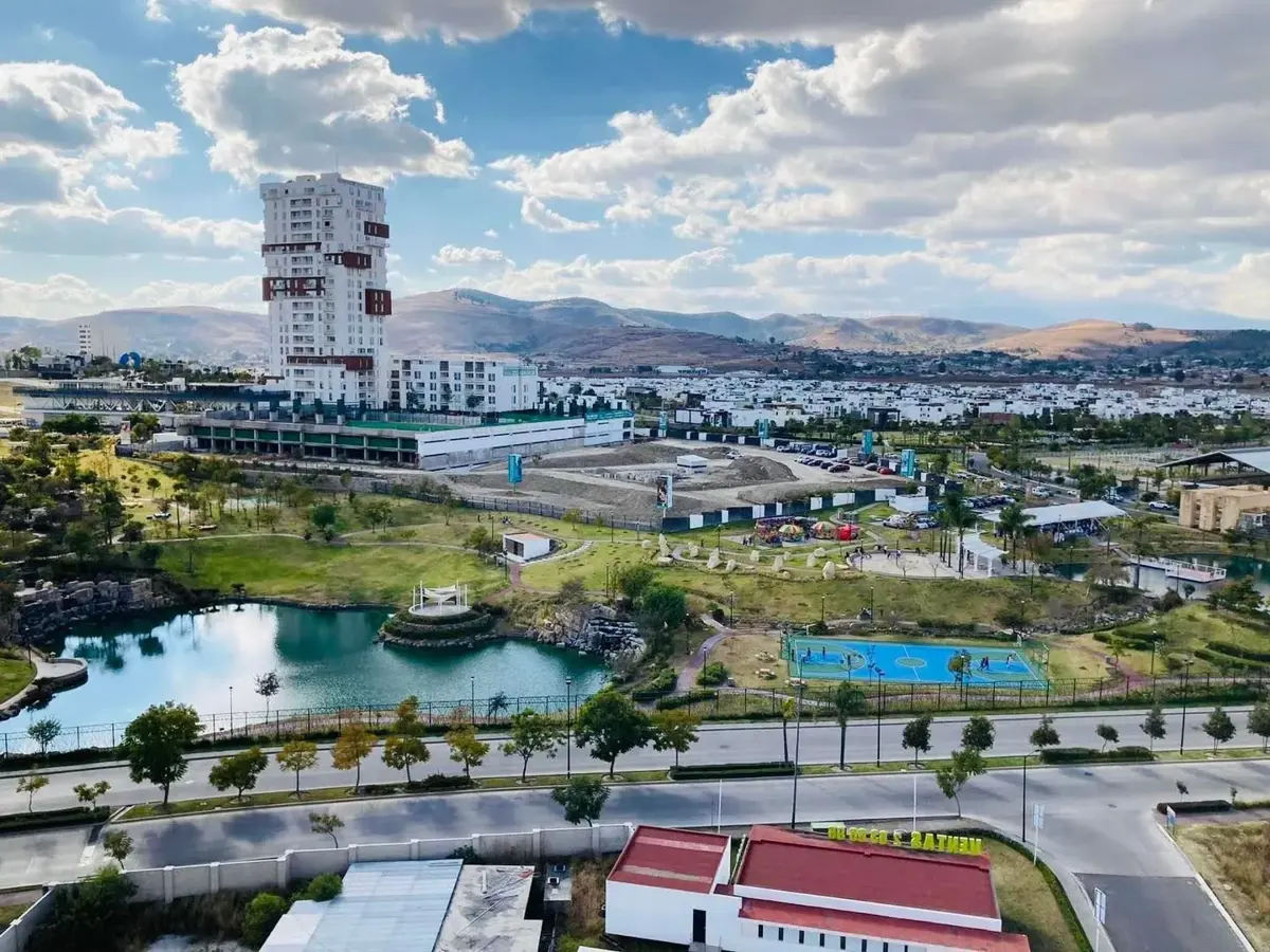 Departamento en renta en Lomas de Angelópolis, San Andrés Cholula — foto 1 de 18