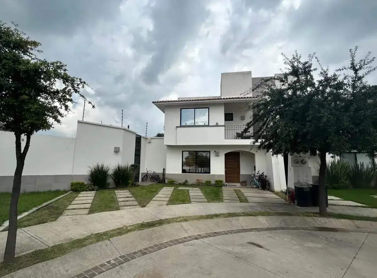 Casa en venta en Bosques del Pedregal, León — foto 1 de 11
