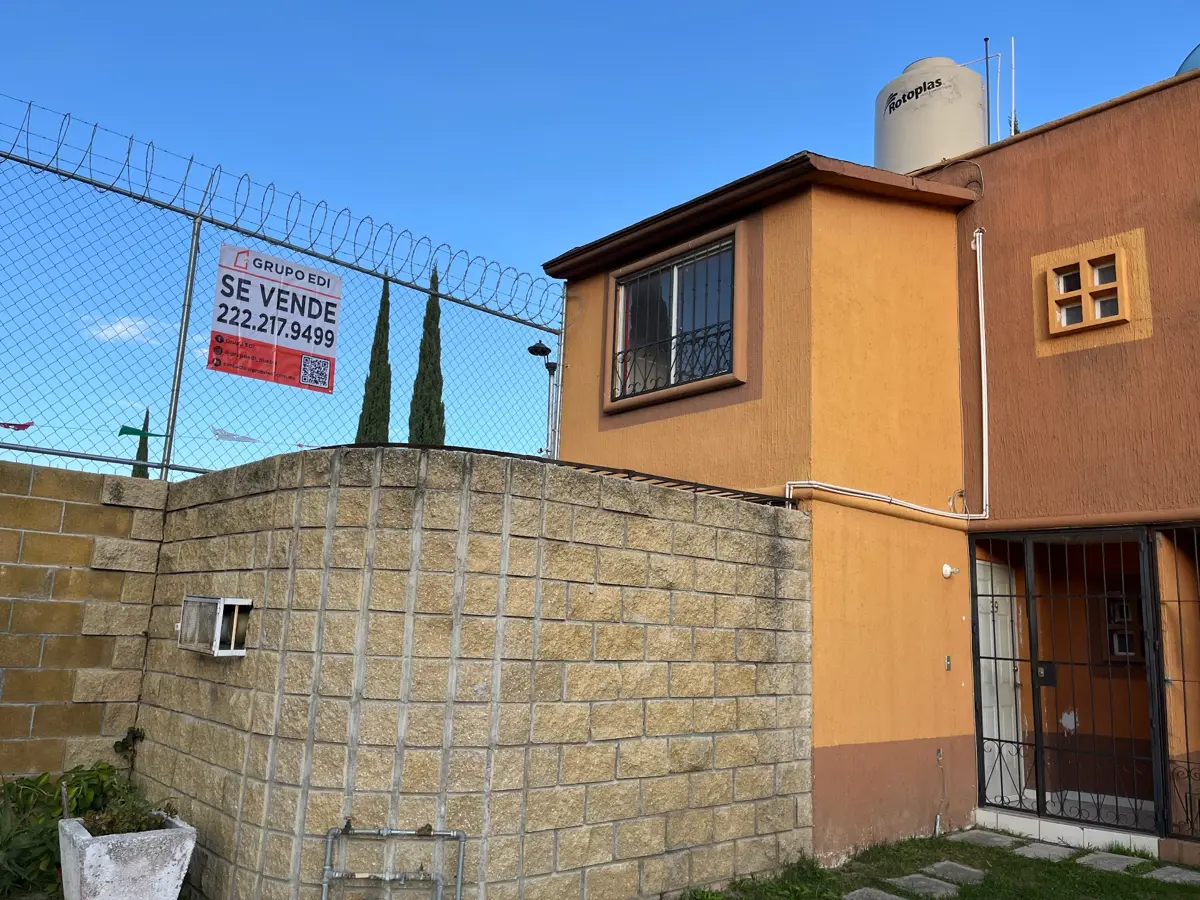 Casa en venta en San Francisco Ocotlán (Ocotlán), Coronango — foto 1 de 13