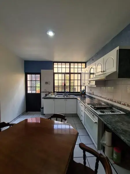 Casa en venta en Cerro Del Tesoro, San Pedro Tlaquepaque — foto 2 de 28