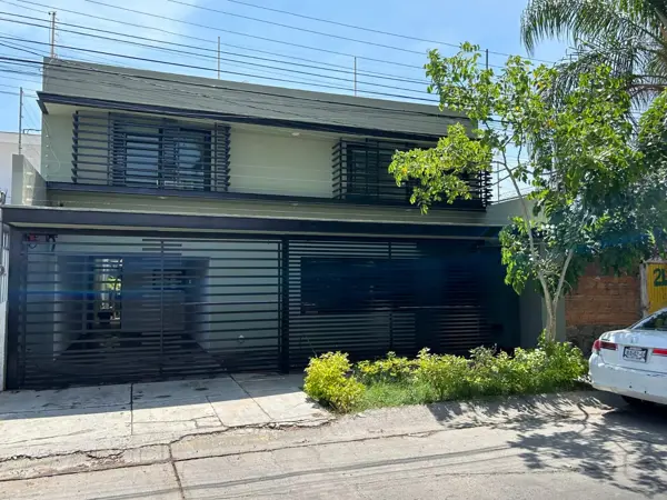 Casa en Prados Tepeyac, Zapopan, Jalisco