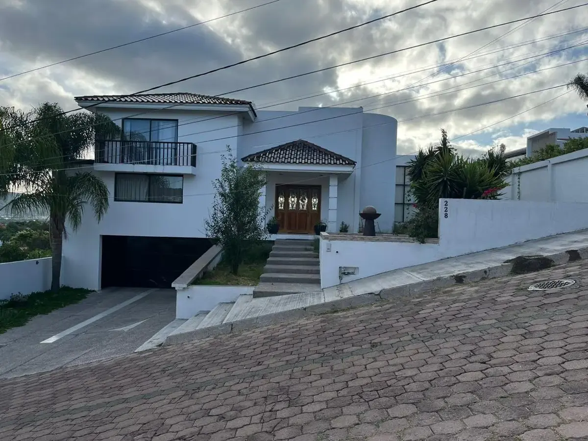 Casa en renta en Balcones del Campestre, León — foto 1 de 12