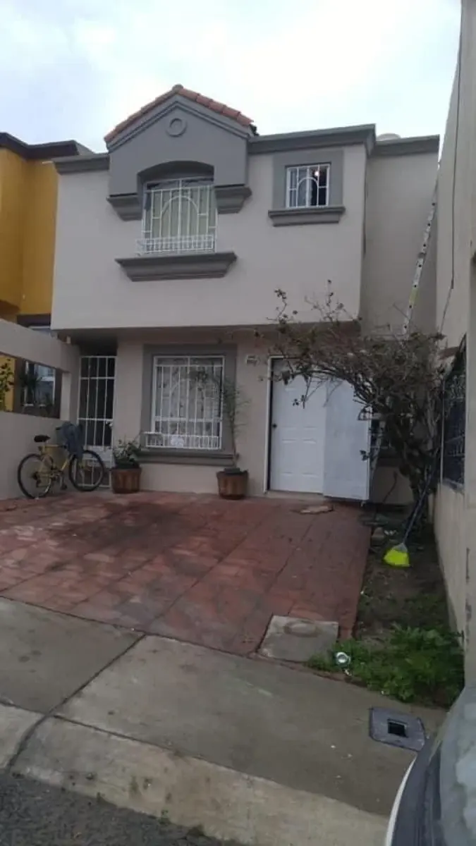Casa en venta en Villa Residencial Santa Fe 1ra. Sección, Tijuana — foto 1 de 11