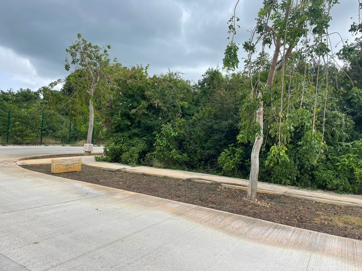 Terreno en venta en Yucatán Country Club, Mérida — foto 1 de 7