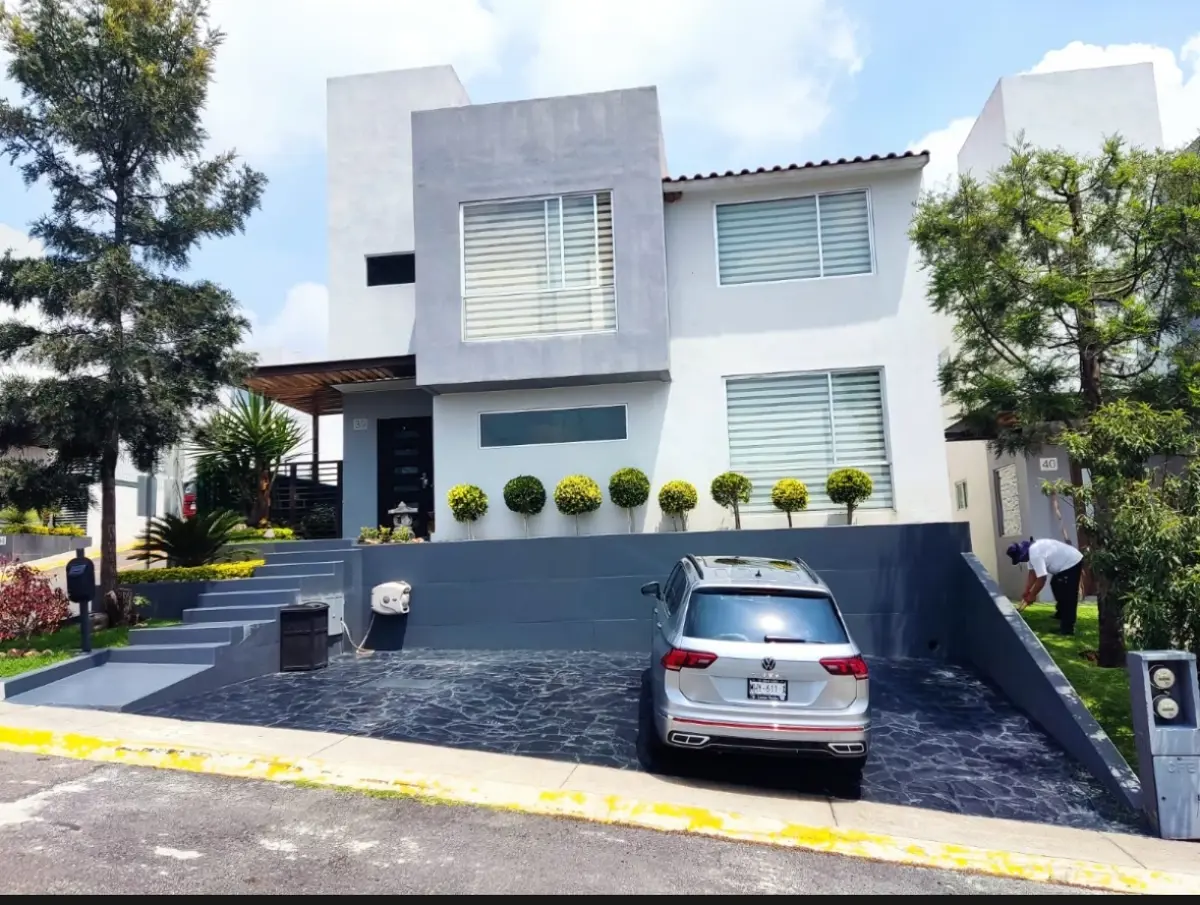 Casa en venta en Bosque Esmeralda, Atizapán de Zaragoza — foto 1 de 29