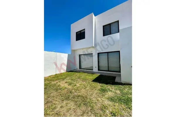 Casa en venta en Quintas la Cima, Torreón — foto 2 de 8