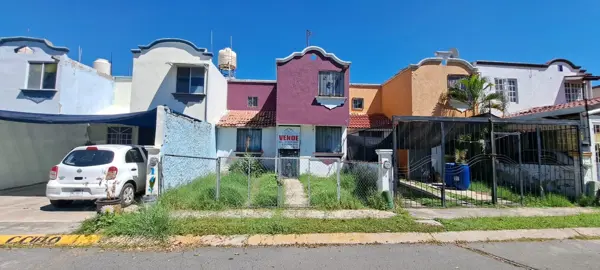 Casa en venta en El Paraíso, Tlajomulco de Zúñiga — foto 2 de 27