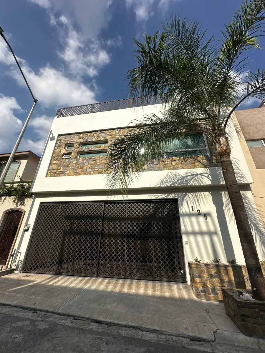 Casa en venta en Cumbres Elite, Monterrey — foto 1 de 40