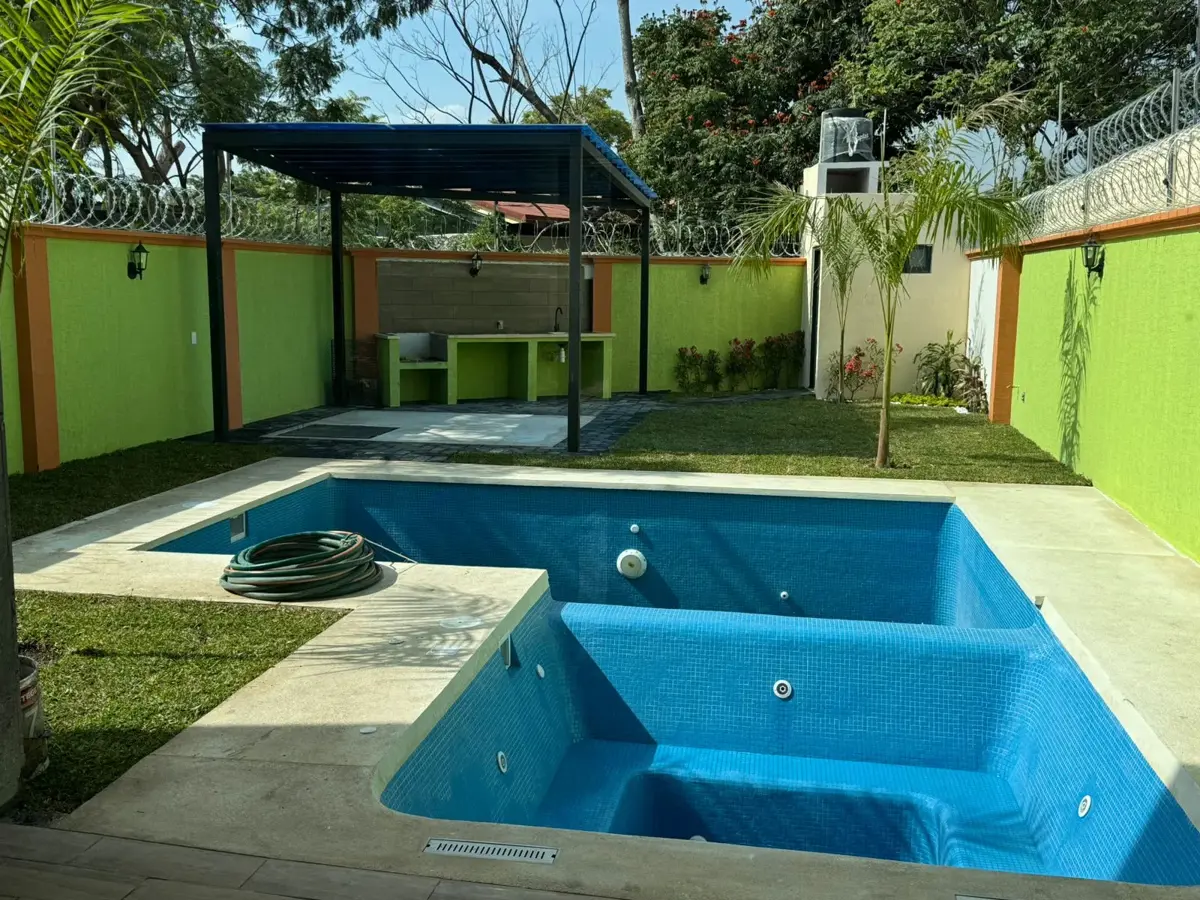 Casa en venta en Pedregal de las Fuentes, Jiutepec — foto 1 de 26