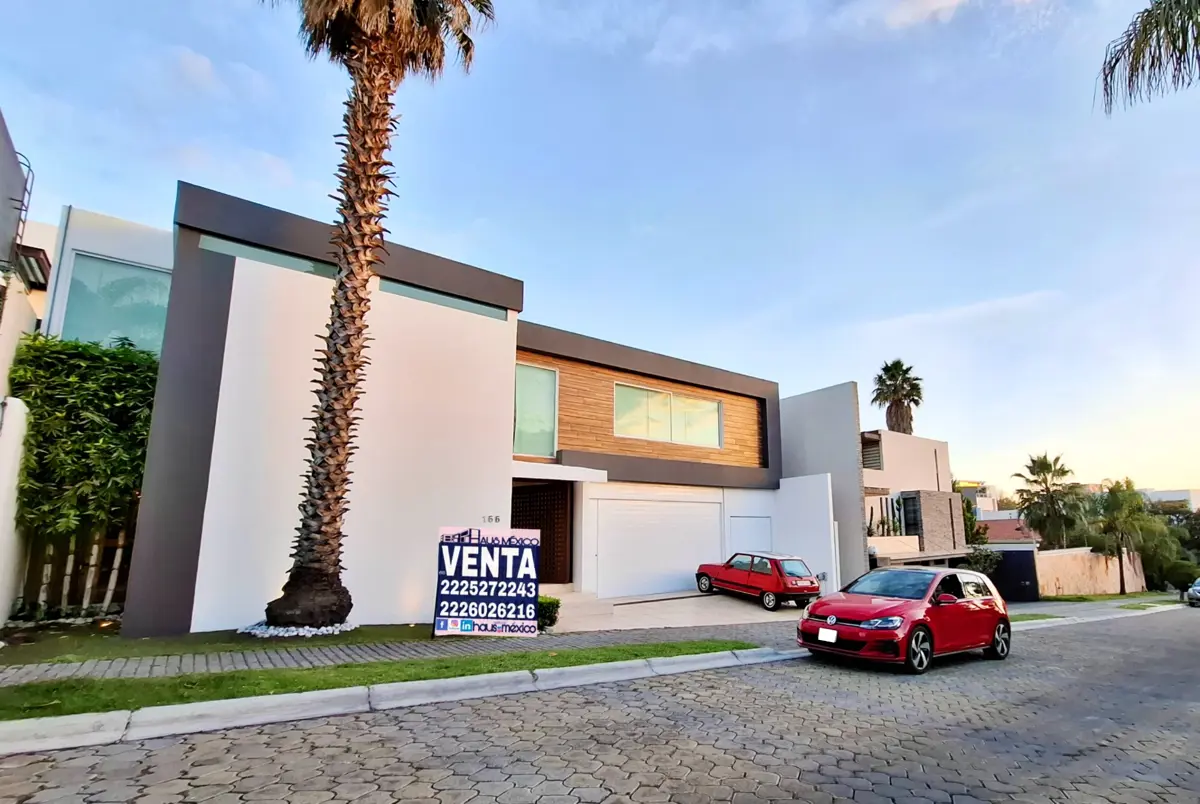 Casa en venta en Lomas de Angelópolis, San Andrés Cholula — foto 1 de 23