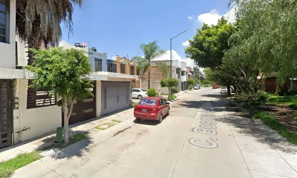 Casa en venta en Praderas del Bosque, León — foto 3 de 10