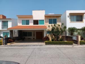 Casa en venta en Jose G Parres, Jiutepec — foto 2 de 13