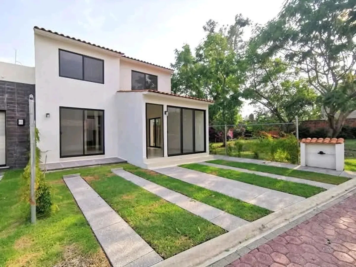 Casa en venta en Los Pinos Jiutepec, Jiutepec — foto 1 de 12