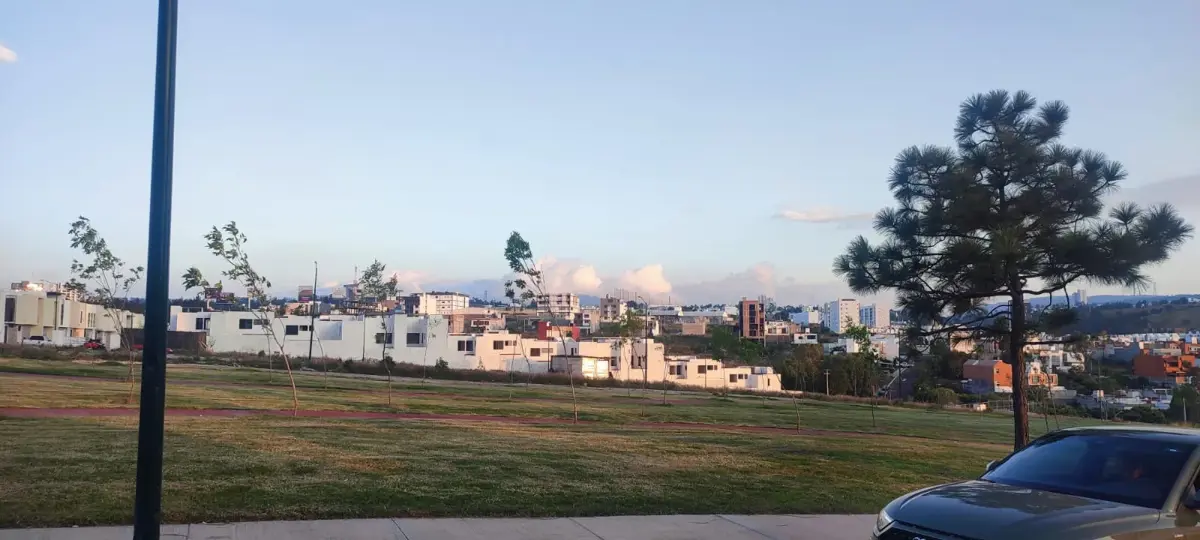 Casa en venta en Puerta Madero, Morelia — foto 1 de 42