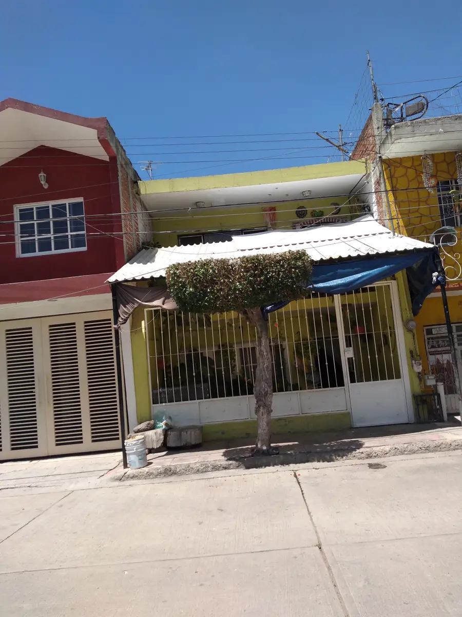 Casa en venta en San Miguel, León — foto 1 de 12