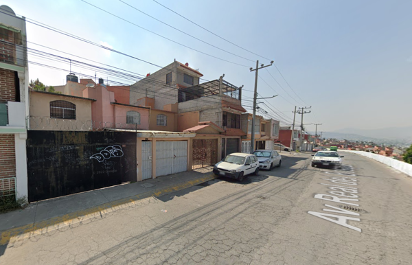 Casa en venta en Fuentes del Valle, Tultitlán — foto 2 de 69