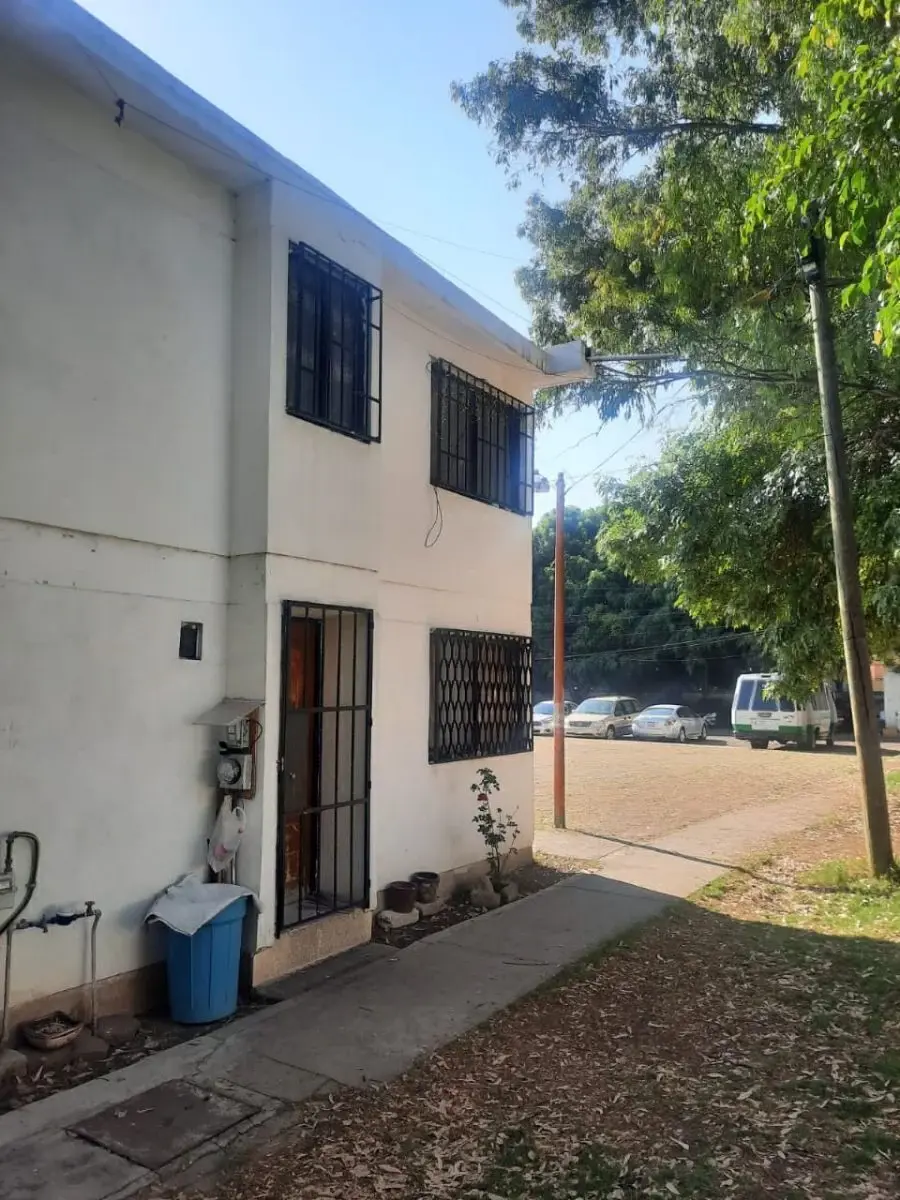 Casa en venta en Los Reyes Ixtacala 2da. Sección, Tlalnepantla de Baz — foto 1 de 10