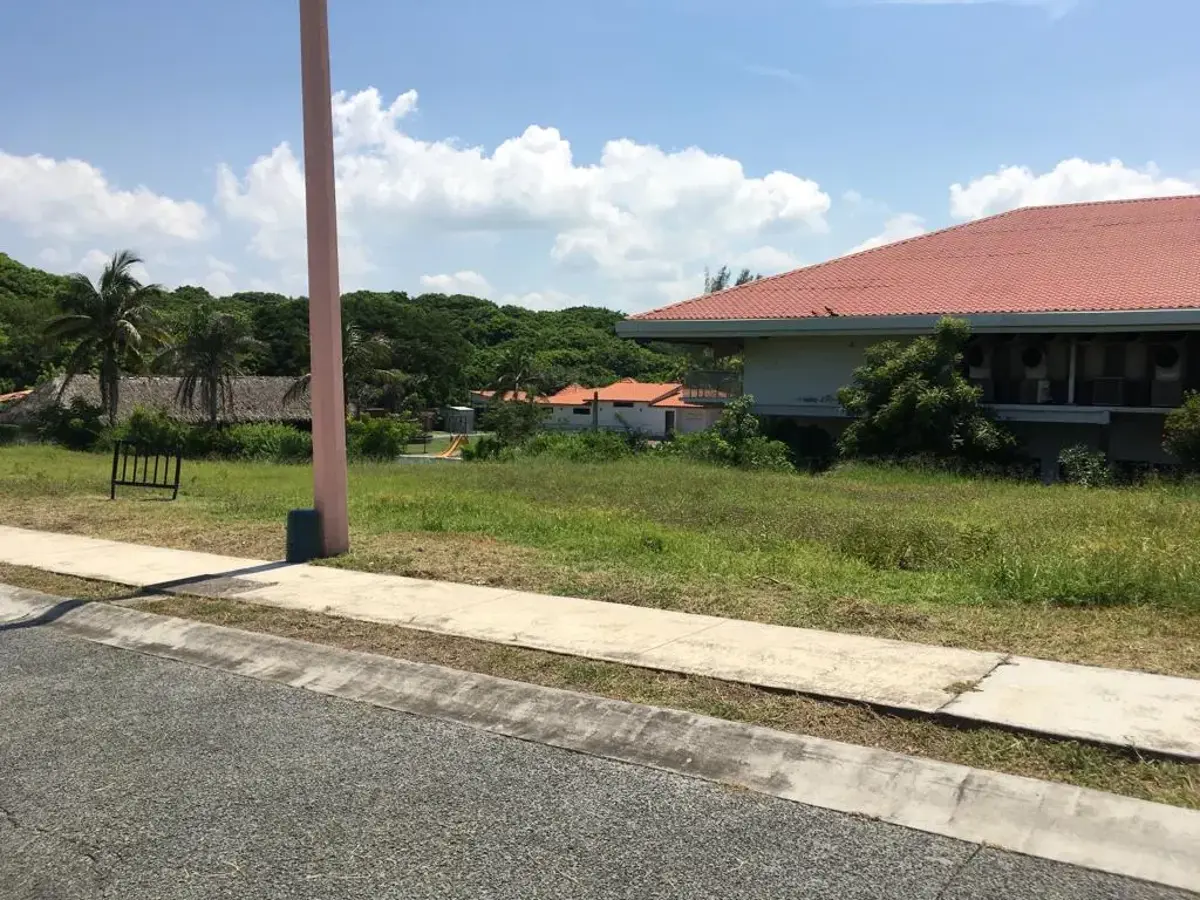 Terreno en venta en Vista Bella, Alvarado — foto 1 de 2