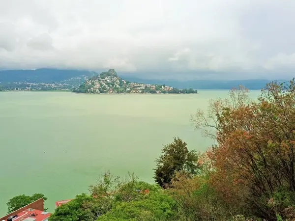 Terreno en venta en San Gaspar, Valle de Bravo — foto 3 de 8