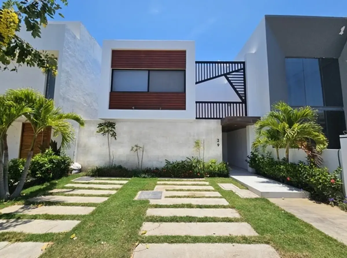 Casa en venta en Cruz de Huanacaxtle, Bahía de Banderas — foto 1 de 13